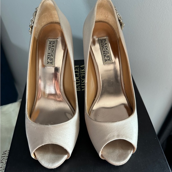 Badgley Mischka Royal pumps - Picture 3 of 4